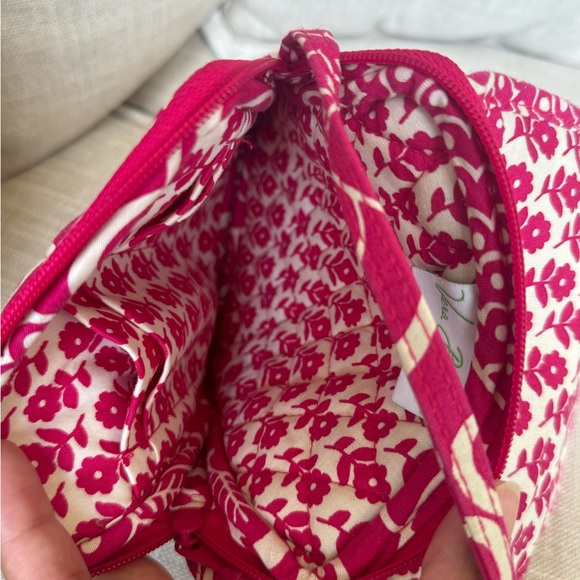 Vera Bradley crossbody - Picture 12 of 14